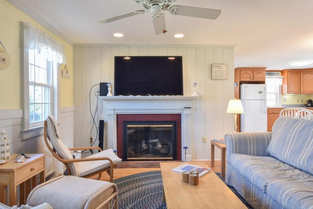 Walk 3 Mins To Private Assoc Beach Yarmouth Port Esterno foto